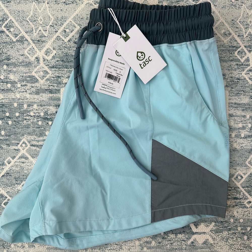 NWT tasc running shorts